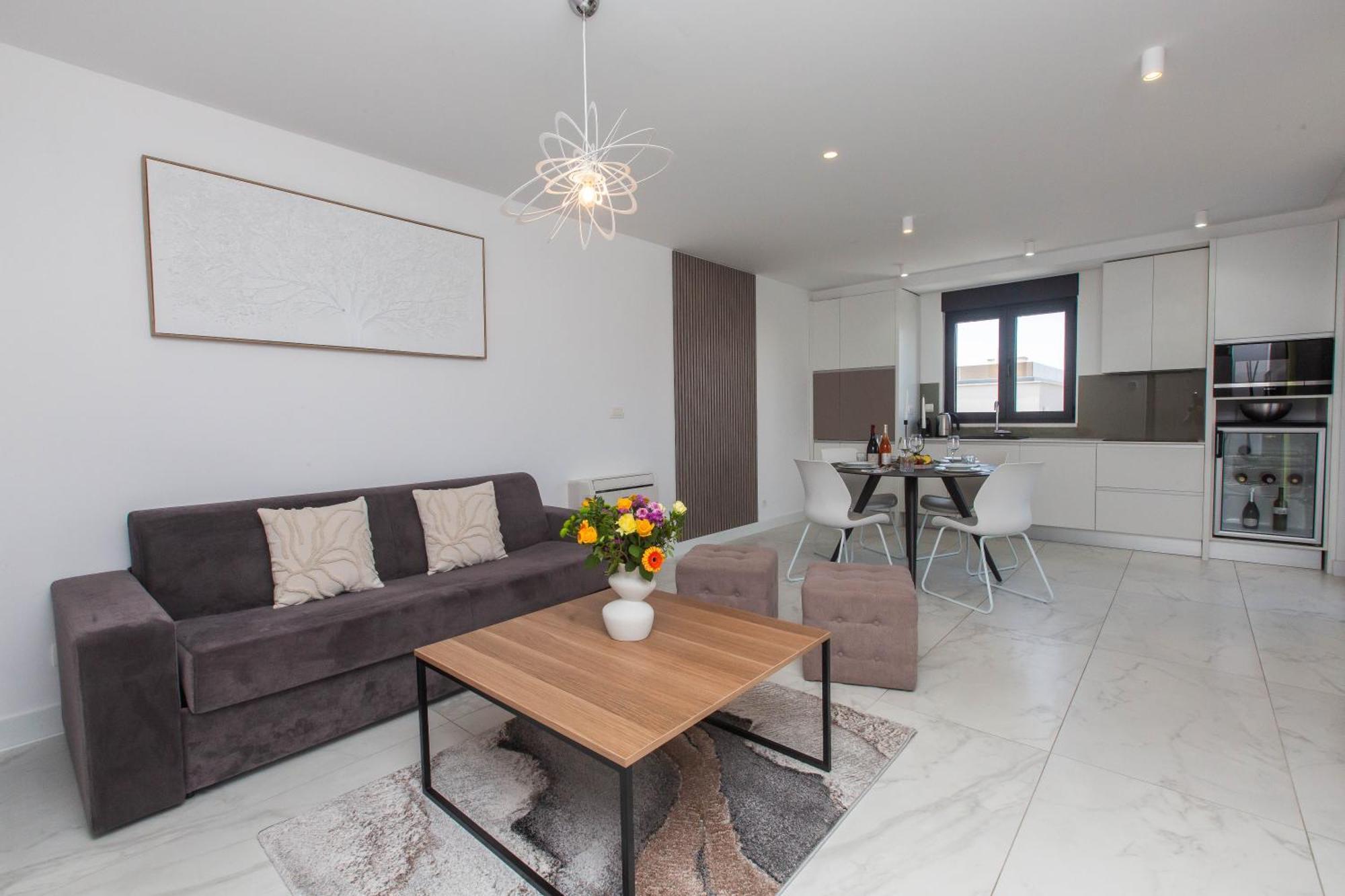 Villa 23 B Heated Pool Трогир Екстериор снимка